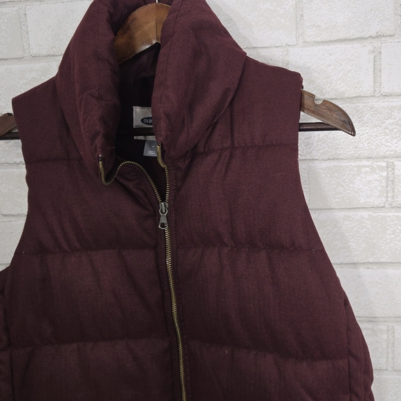 Old Navy heavy, fleece lined vest - Picture 4 of 16